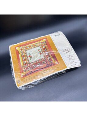 Vintage Friendship Pillow Embroidery Kit Flowers 1982 The Creative Circle 0430